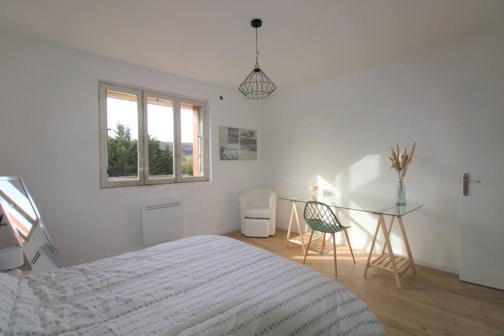 Joli Appartement Au Calme Lay-Saint-Christophe Exterior photo